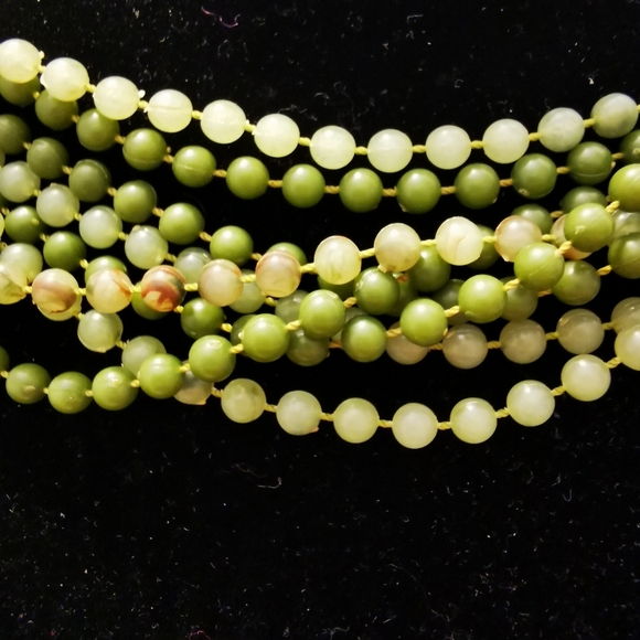 Vintage Faux Jade Bead Multi Strand Necklace - Picture 2 of 13
